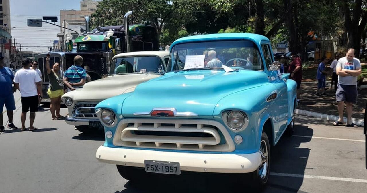 Galeria: 39º Aniversário do Clube de Carros Antigos de Limeira, SP - Maxicar