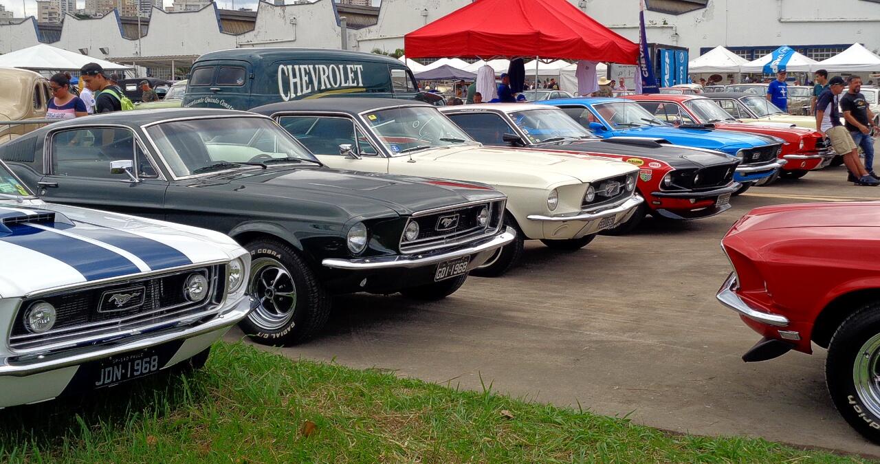 4º Encontro e Exposição de Carros Antigos Campo de Marte – São Paulo, SP - Maxicar