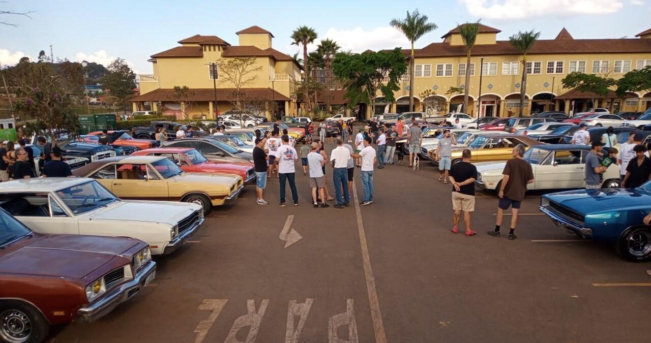 Encontro Chrysler Clube de Minas Gerais – CCMG – Nova Lima, MG