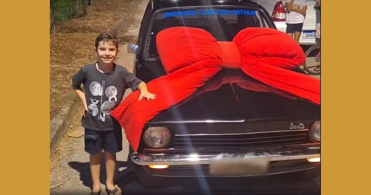 O menino de 9 anos que ganhou de aniversário um Chevette 1974