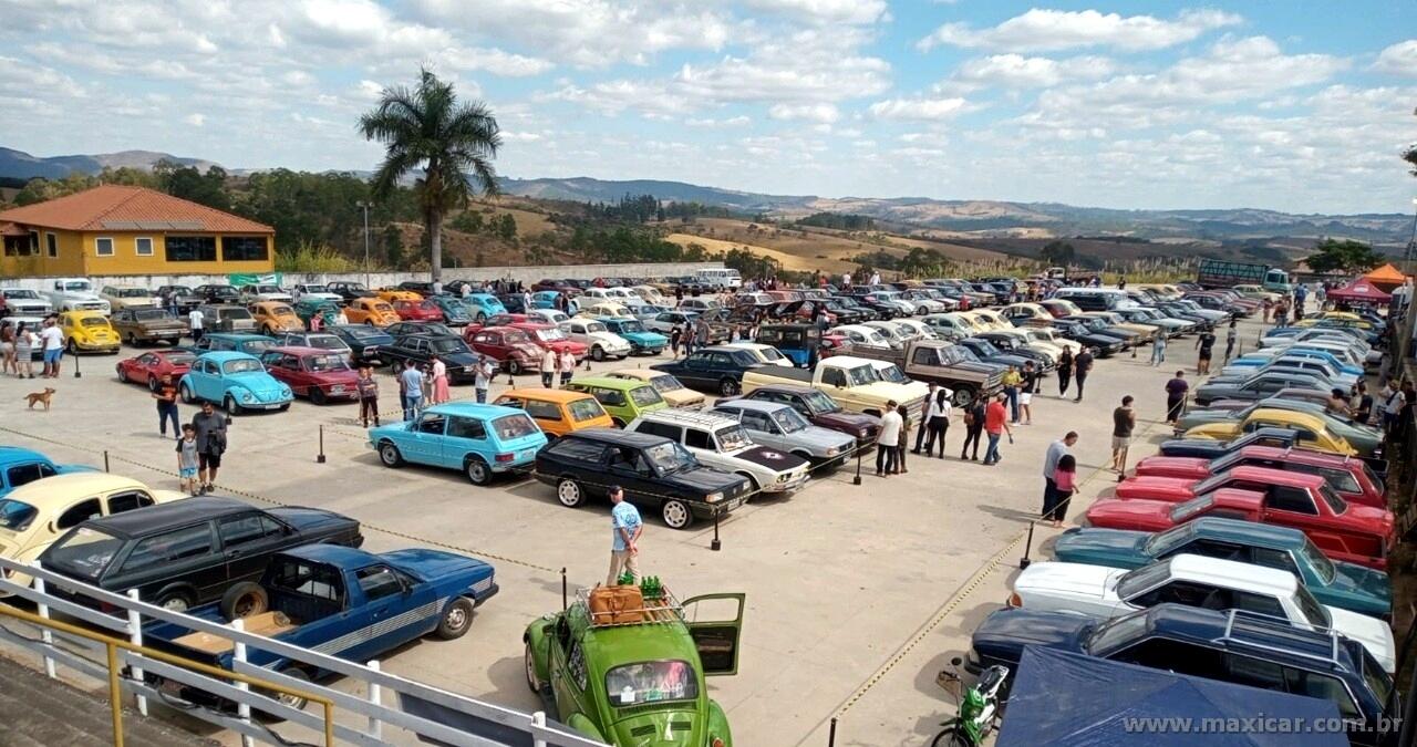 2º Encontro de Carros Antigos em Resende Costa, MG