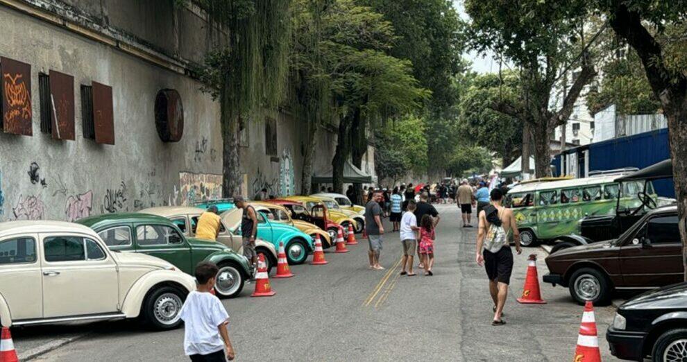 Galeria: Encontro Mensal Raiz Car Clube em Niterói, RJ