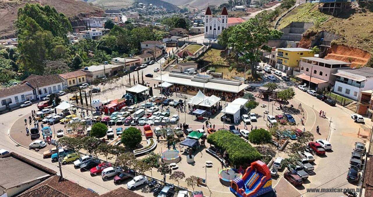 2° Encontro de Veículos Antigos em São Francisco do Glória, MG