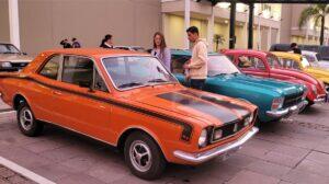 Encontro Veteran Car Clube Porto Alegre no Shopping Total