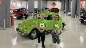 Fusca 'Horácio' recebe o Certificado de Veículos Clássicos VW de número 1000