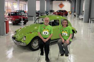 Fusca 'Horácio' recebe o Certificado de Veículos Clássicos VW de número 1000