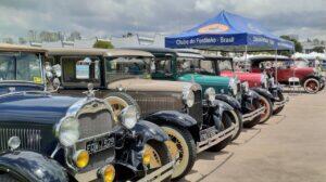 Clube do Fordinho com novo Stand na Exposição de Carros Antigos no Campo de Marte