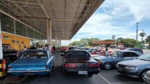 Encontro Mensal de Carros Antigos em Alfenas